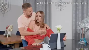 Luxury Girl's Webcam Cock Ride - Luxury Girl / Brazzers  / stream full from www.zzfull.com/webcam