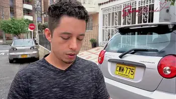 Lo conocí en tinder y en la primera cita tuvimos sexo parte 1 - Sara Blonde and Logan Salamanca