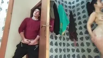 I catch my stepsister naked in the shower and she invites me to fuck