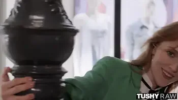 TUSHYRAW Classy bombshell Jia Lissa is a total anal freak