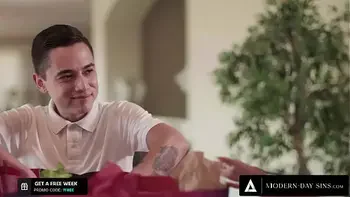 MODERN-DAY SINS - No Panties Slut Alexia Anders Begs Her Nervous Neighbor For BIG COCK and CUMSHOT!