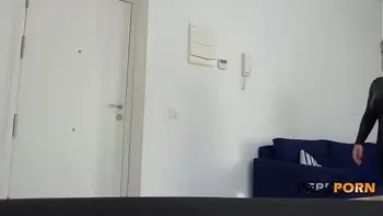 Today's an ANAL DAY for LitelMamy! And a young dude will do it!