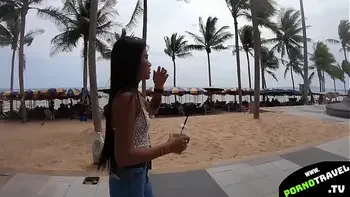 Fit thai girlfriend fucking hard