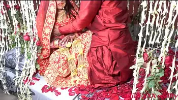 Indian marriage honeymoon XXX in hindi