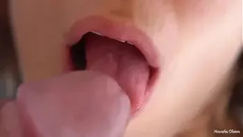 Her Soft Big Lips And Tongue Cause Him Cumshot, Super Closeup Cum In Mouth