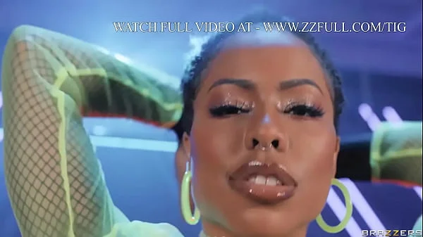 AnalsTight On A Neon Night.Kira Noir / Brazzers  / stream full from www.zzfull.com/tig