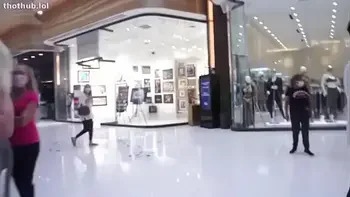 Dixie Lynn enjoys black dicks in Vegas