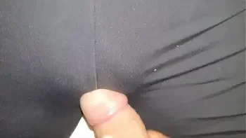 Sexo amador gozando na calcinha