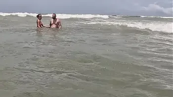 Aventuras do Casal Mattos - Fomos para praia com a Ninfetinha e aprontamos em todo lugar