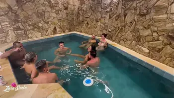 Fomos no motel com nossos amigos e curtimos uma resenha gostosa antes de transar ***completo no red e no sheer***