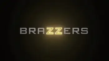 Handyman Stepdaddy Gets Fucked.Payton Preslee / Brazzers  / stream full from www.zzfull.com/pda