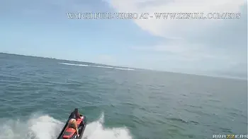 Luna Star: Seduce and Destroy Part 1.Luna Star / Brazzers  / stream full from www.zzfull.com/bing