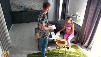 Testing Powerful Masturbator With Remote Control On a Stranger