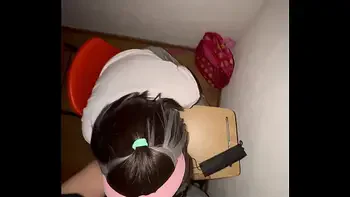 Colegiala Mexicana DANDO SENTONES en el SALON!! Estudiantes NO se AGUANTARON LAS GANAS! Chupando VERGA y SENTONES en la ESCUELA! Colegiala Mexicana en HD!