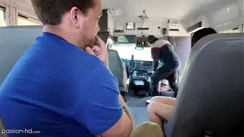 Xxlayna Couln't Wait To Get Her Face Painted With Cum On The Bus