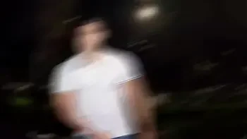 Yuri Gaúcho Gozando na Praça