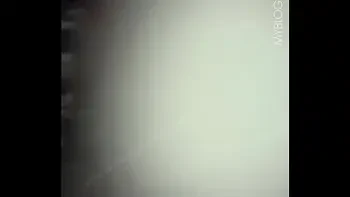 VAMOS A CENAR EN NUESTRA PRIMERA CITA Y TERMINAMOS FOLLANDO DE PERRITO EN LAS ESCALERAS DE SU DEPARTAMENTO