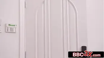 Great Body Business Woman Gets Pounded By BBC After Double-Booking