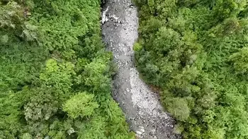 Slutty Teen Catches Spying Pervert and Invites him to her Hotel Room - Amateur Double Cumshot