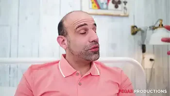 Pegas Productions - Kitty Kunt se fait Fourrer dans le Cul par une Grosse Queue