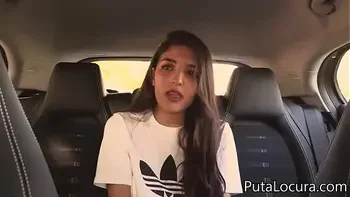 Los chicos de torbe la lían... Nos pide que la llevemos y resulta toda una putita Sofia Habibi