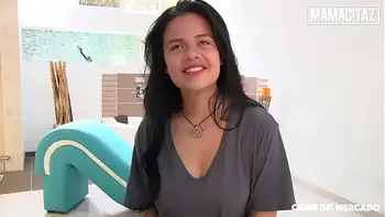 Bubble Butt Chick (Selena Gomez) Pounded Missionary After Being Seduced Into Sex - CARNE DEL MERCADO