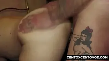 Alex Magni e Gavino scopano il culo della vedova