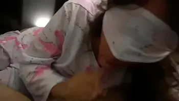 perdón prima, pero te veías tan rica en tu camita que no pude evitar manosearte y meterte la verga