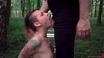 Submissive Arwen Gold exhausting orgasm with fuck machine