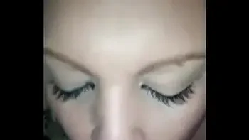 Tirando leitinho do Pau