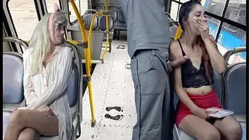 Encoxada no ônibus trabalhador tirou pau pra fora em público!