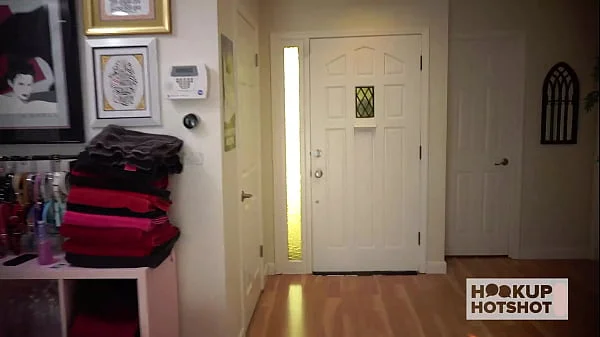 Perfect Ass Blonde Katie Kush Gets Wrecked In A Wild & Raw Session!