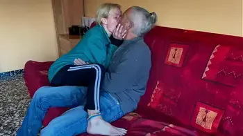 ACCIDENTAL HOMEMADE SEX - MUTUAL MASTURBATION WITH MY LITTLE STEPSISTER ... I CAN'T STAND IT ANYMORE, FUCK ME FROM BEHIND