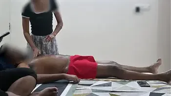 Happy ending spa massage infront of customer lady