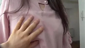 近所の子持ちGカップ人妻 旦那と息子の留守中の自宅で何度もハメ撮り撮影 2