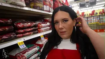 Smiths Employee Quits Job After Meeting Rich Sugar Daddy In Las Vegas