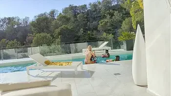 BTS - BBC GangBang Chloe Chevalier Parte 1