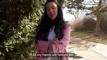 Girl With Boyfriend Budges At 1   Month Salary