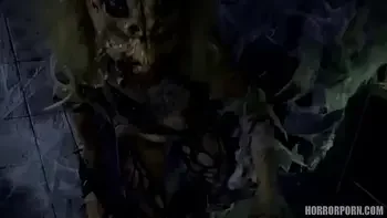 HORRORPORN - Female spider