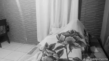 A LOT OF BITTING ON VACATION WITH THE EX IN THE SCENES CUT FROM THE PROGRAM