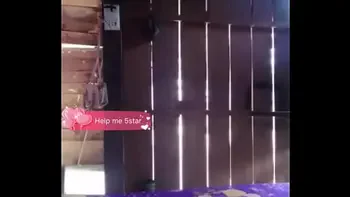 Bigo lọ lem lộ vú