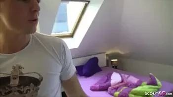 German - STIEF SCHWESTER beim Porno gucken erwischt und gefickt