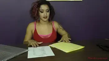 Boss Makes Her Accountant Kiss Her Ass - Daisy Ducati