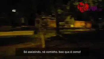 Cristina Almeida filmada por seu marido corno no Mirante da Lapa - SP - Na pracinha. Levando na bucetinha e tomando leitinho d. machos desconhecidos, um deles com o cacete gigante - Dogging 2 - Parte 1/2