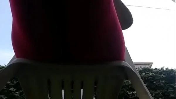 In a public garden I squirt inside my yoga pants don't make me make noise with this vibrator!