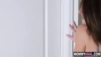 Stepson finds out stepmom is into anal - fucked up family