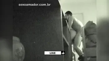 Vídeo caseiro delicioso em ótima posição de sexo por trás