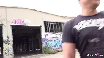 GERMAN SCOUT - TATTOO TEEN MODEL SNOWWHITE BEI ECHTEN STRASSEN CASTING IN BERLIN GEFICKT