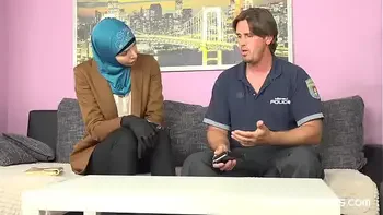 Muslim babe gets horny with the authorities