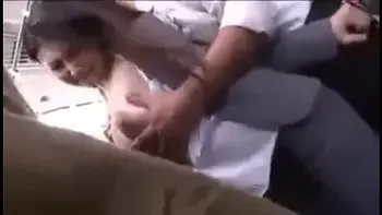 Japonesa com terno, sendo fodida no ônibus